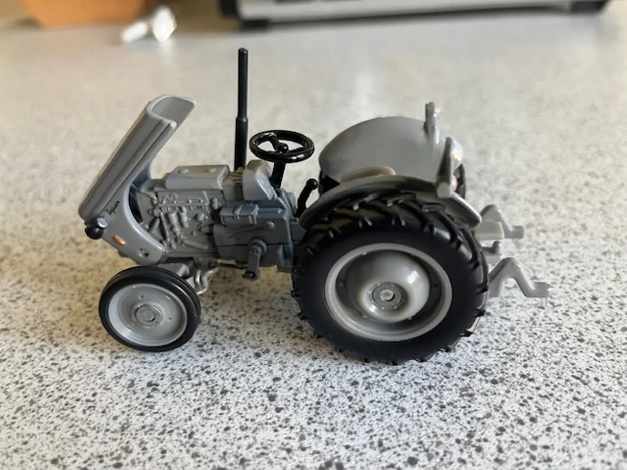 Billede 2 - Siku Massey Ferguson