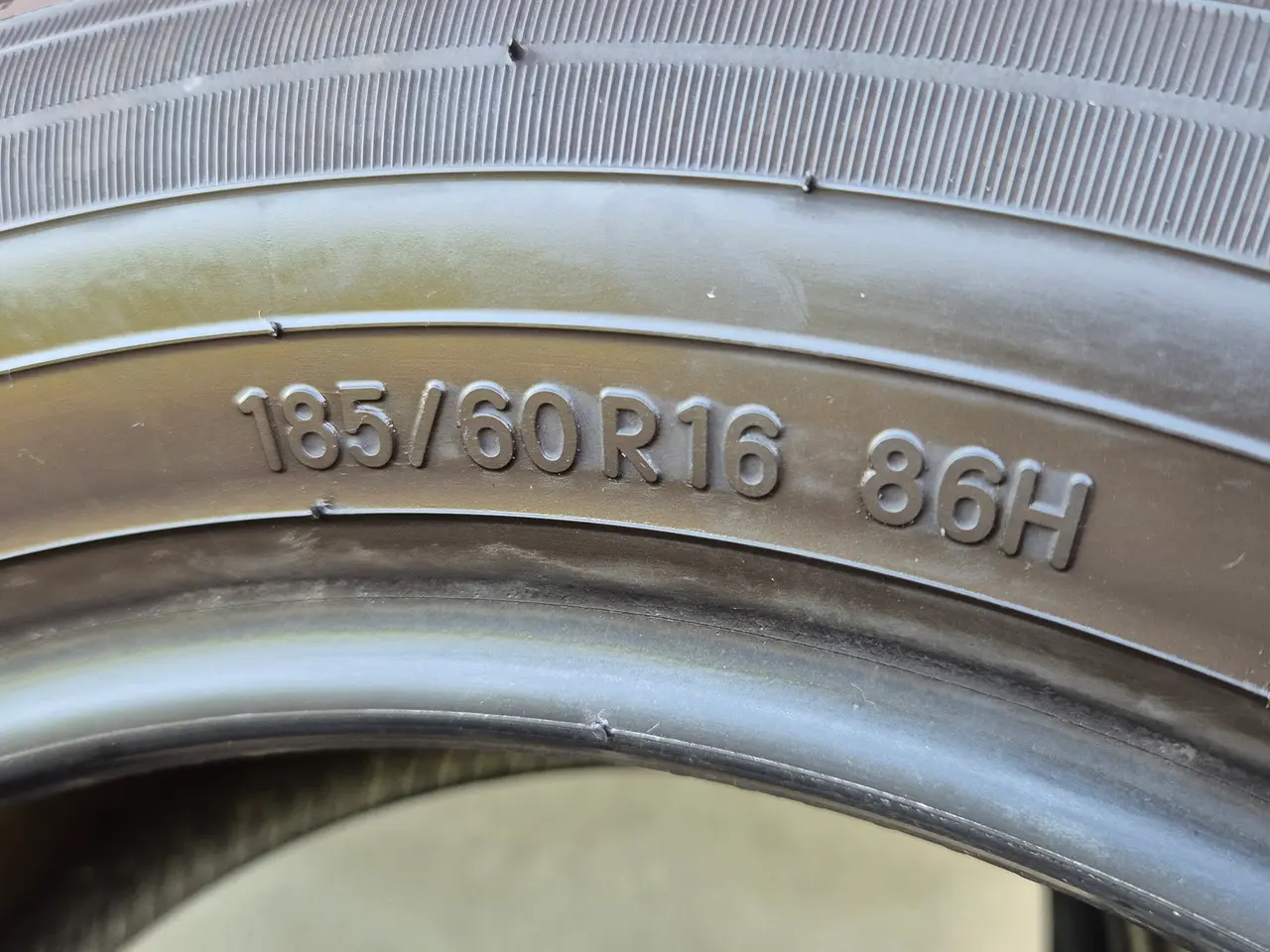 Billede 6 - 4 stk. Toyo Proxes - 185/60 R16 - Sommerdæk