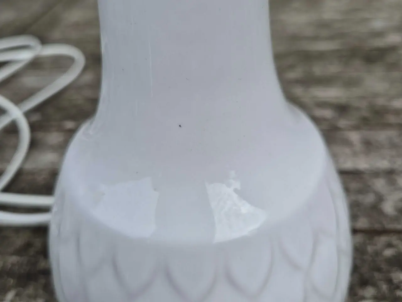 Billede 3 - Elegant hvid bordlampe fra Knabstrup