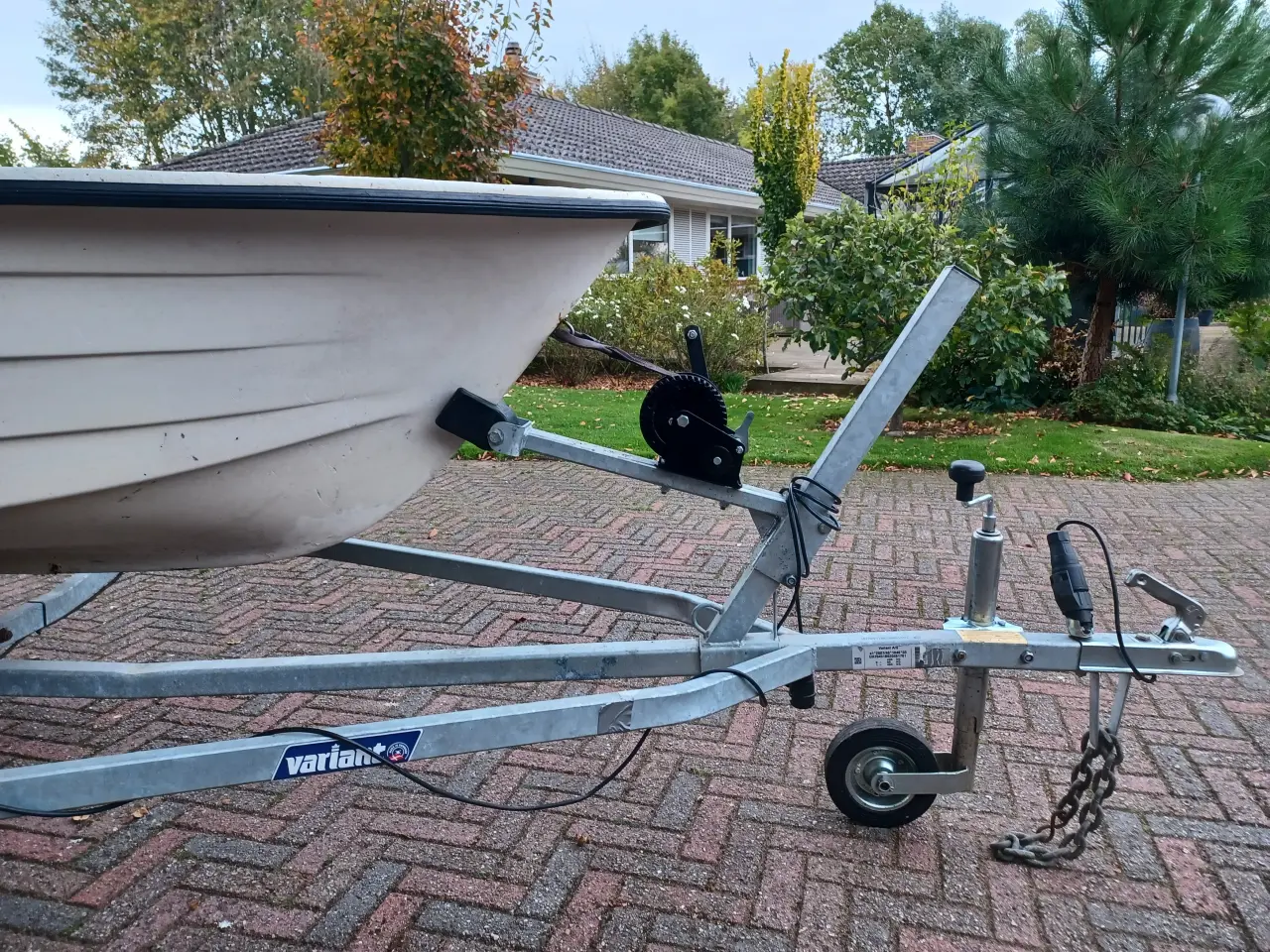 Billede 2 - Motorbåd med trailer 