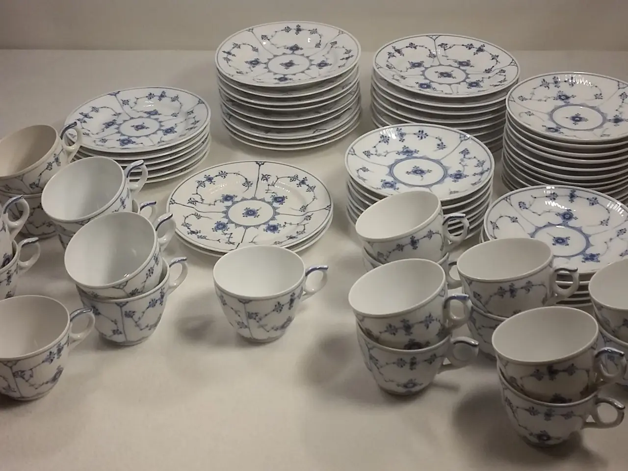 Billede 1 - ROYAL COPENHAGEN, MUSSELMALET KAFFESTEL