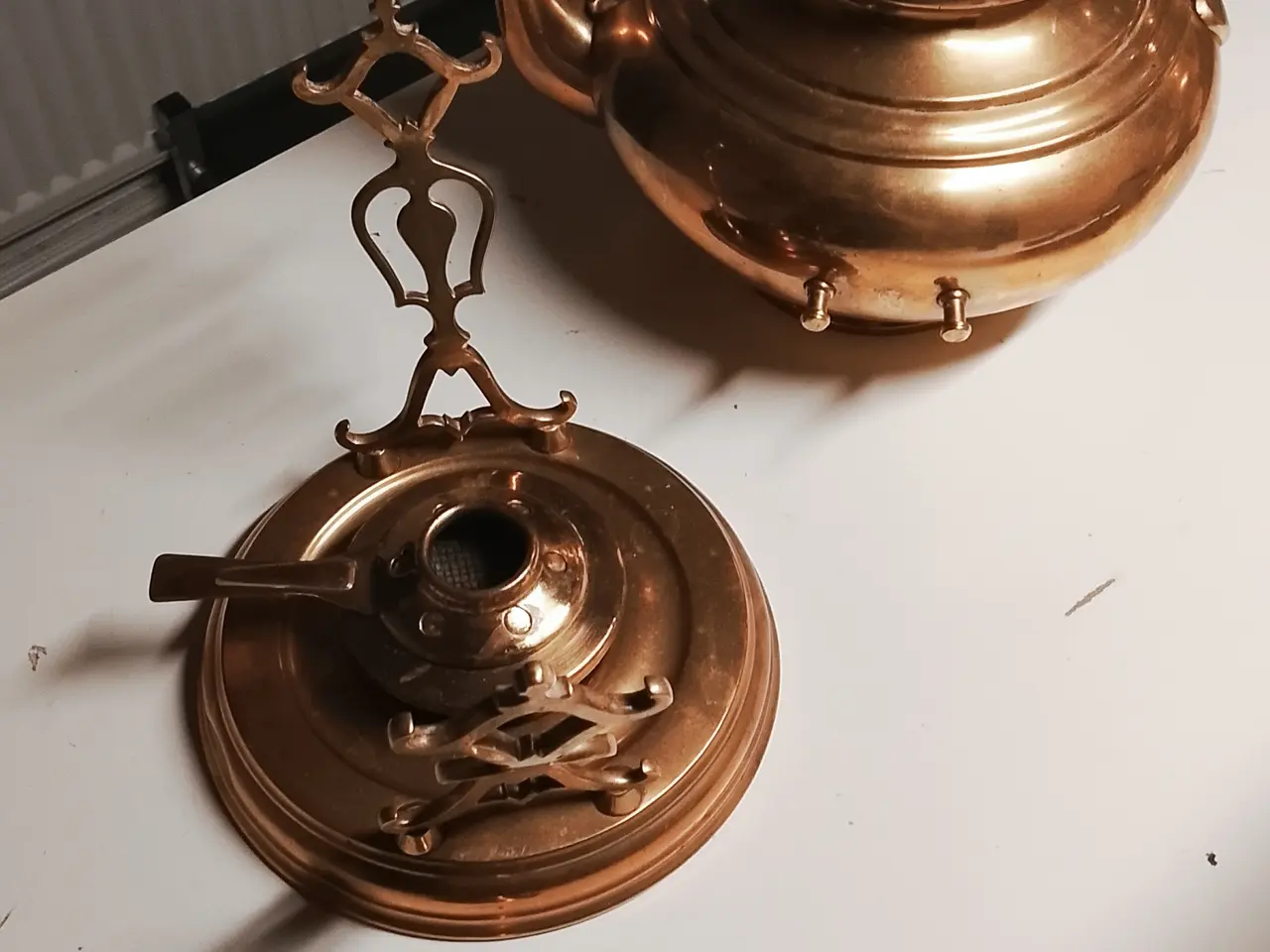 Billede 3 - Samovar i messing med spritbeholder og stor kande