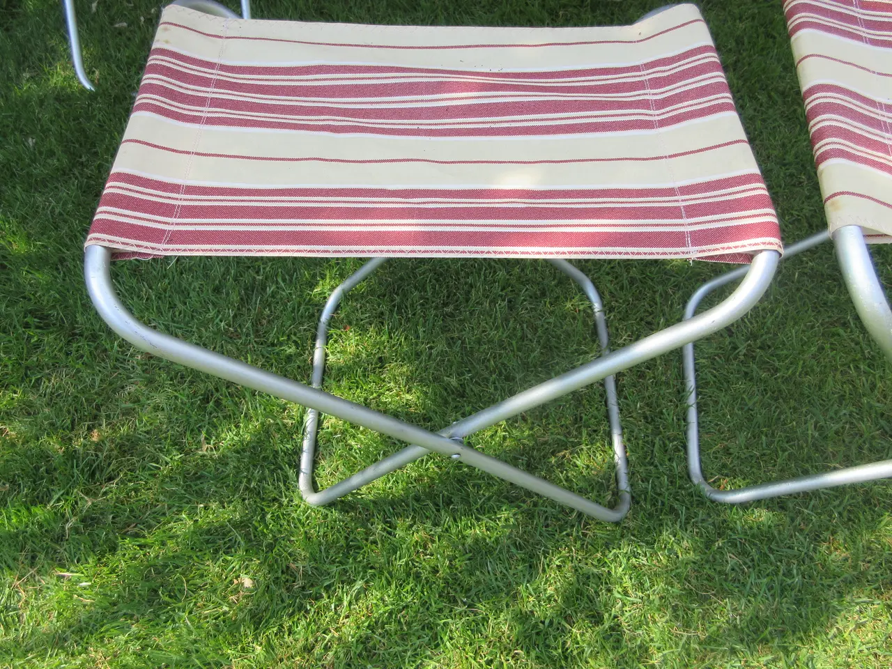 Billede 3 - Retro picnicbord med stole + madkasse ;-)