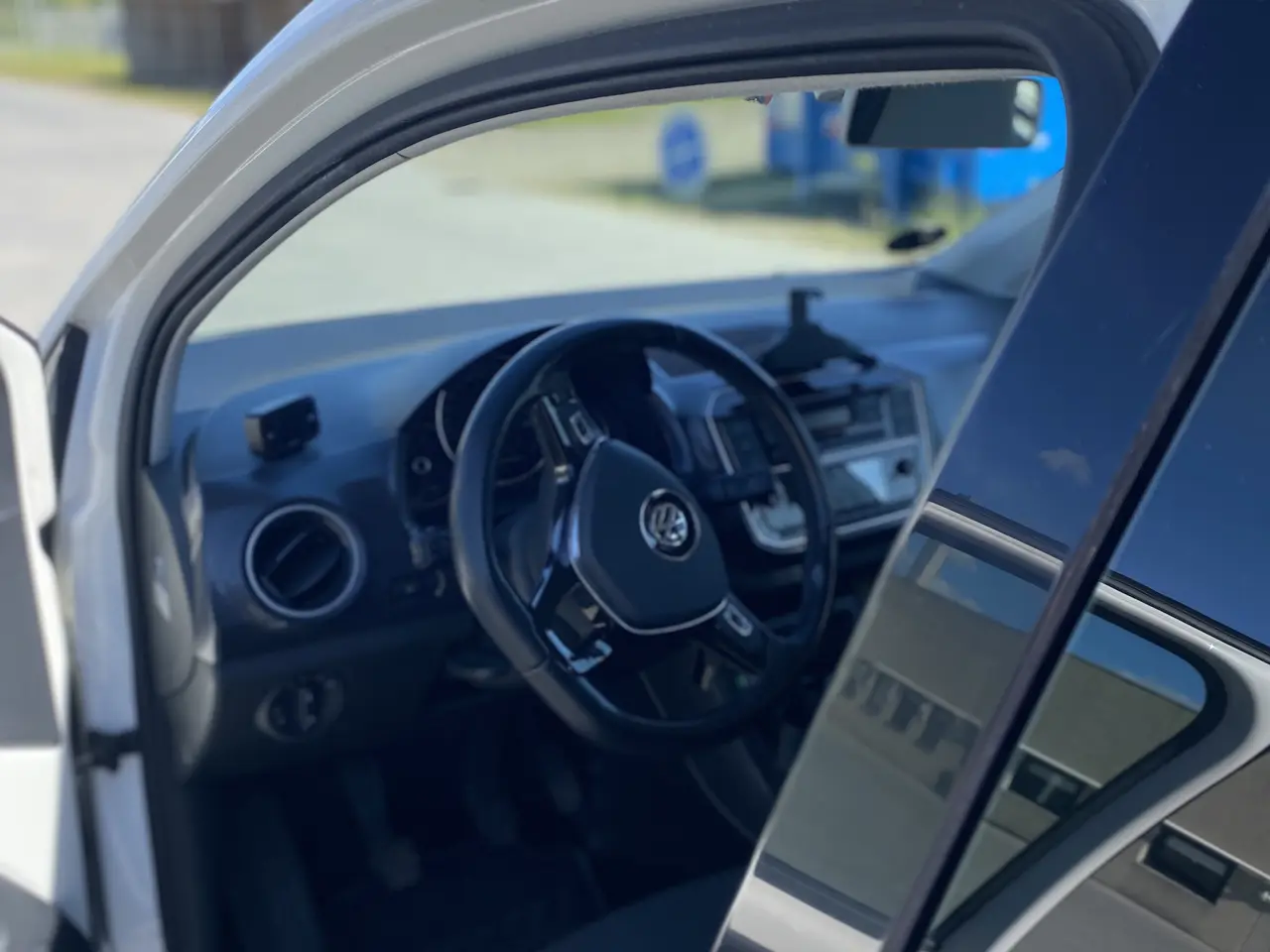 Billede 4 - đ VW UP! 1.0 MPI 60 HK â 2017 â NYSYNET â FULD SE