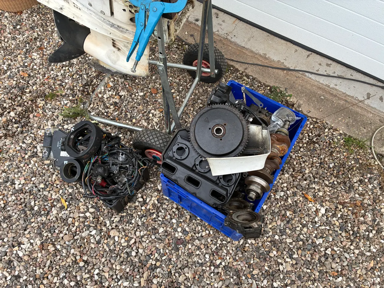 Billede 2 - Johnson 70 HK 3 cyl 2 takt til renovering/ dele