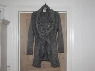 Cardigan In Front str. S 70% acrylic 30% wool