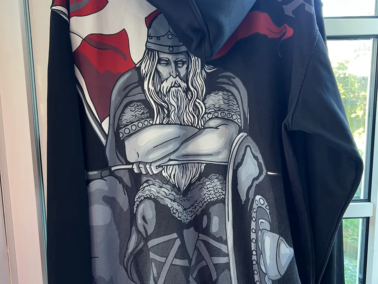 Billede 11 - Hoodie fra Nordic Nation m/Holger Danske. Str. XL.