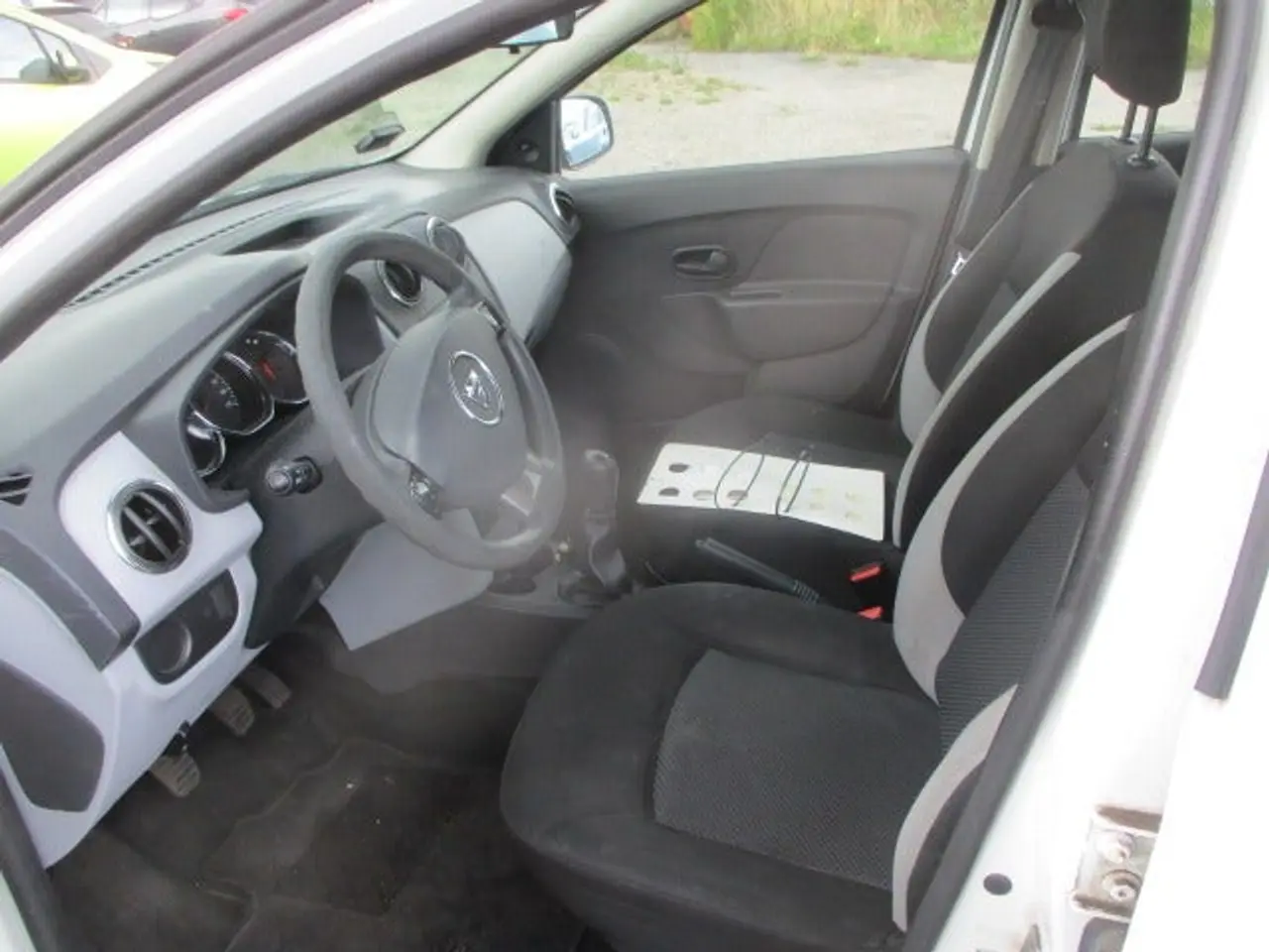 Billede 8 - Dacia Sandero 1,2 16V Ambiance