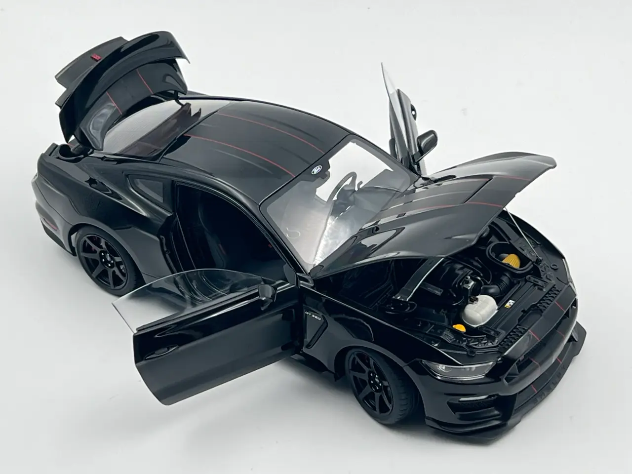 Billede 3 - 2019 Ford Shelby Mustang GT-350 R 1:18  