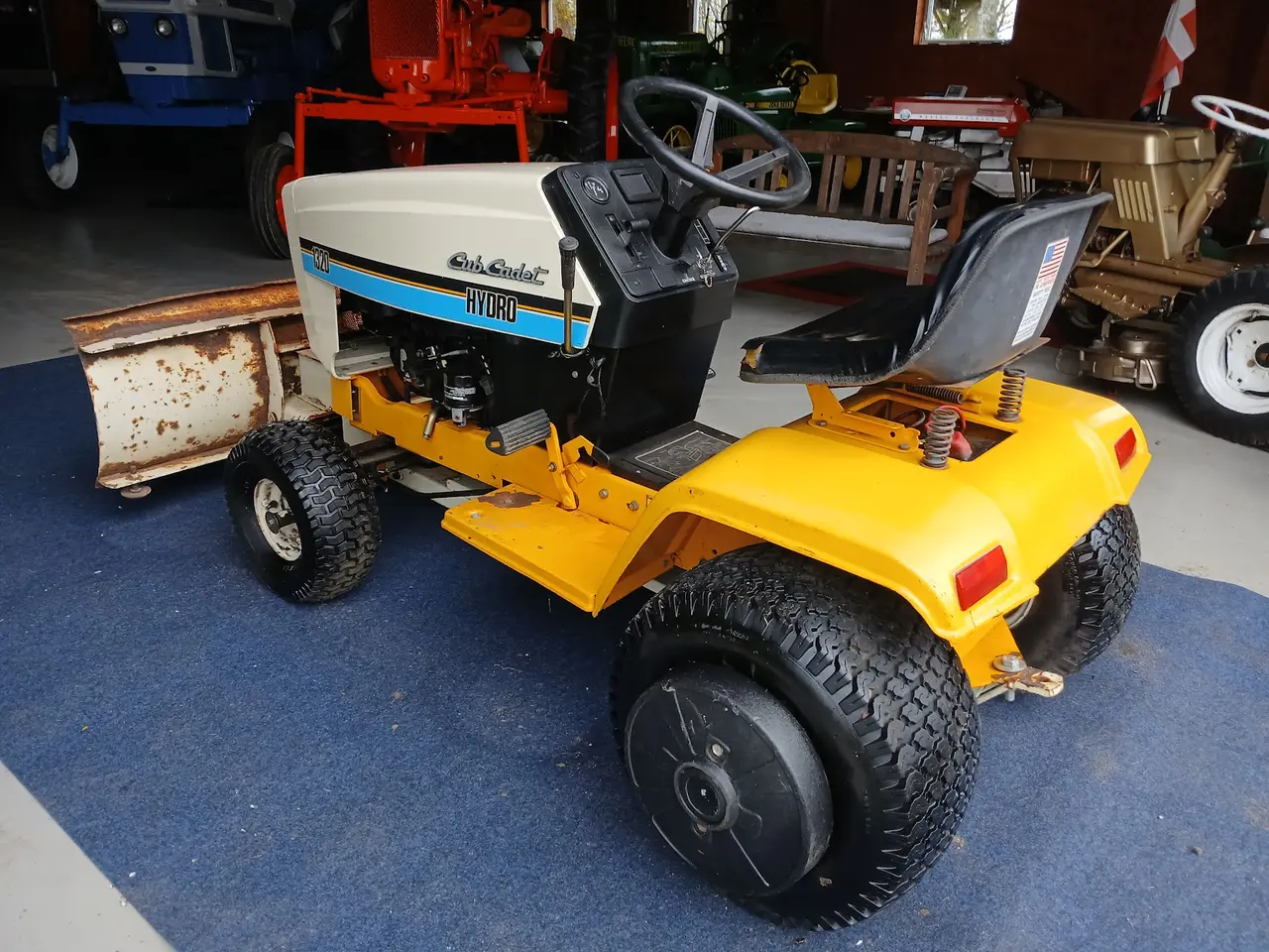 Billede 2 - Cub Cadet 1320 Hydro – Havetraktor med sneblad