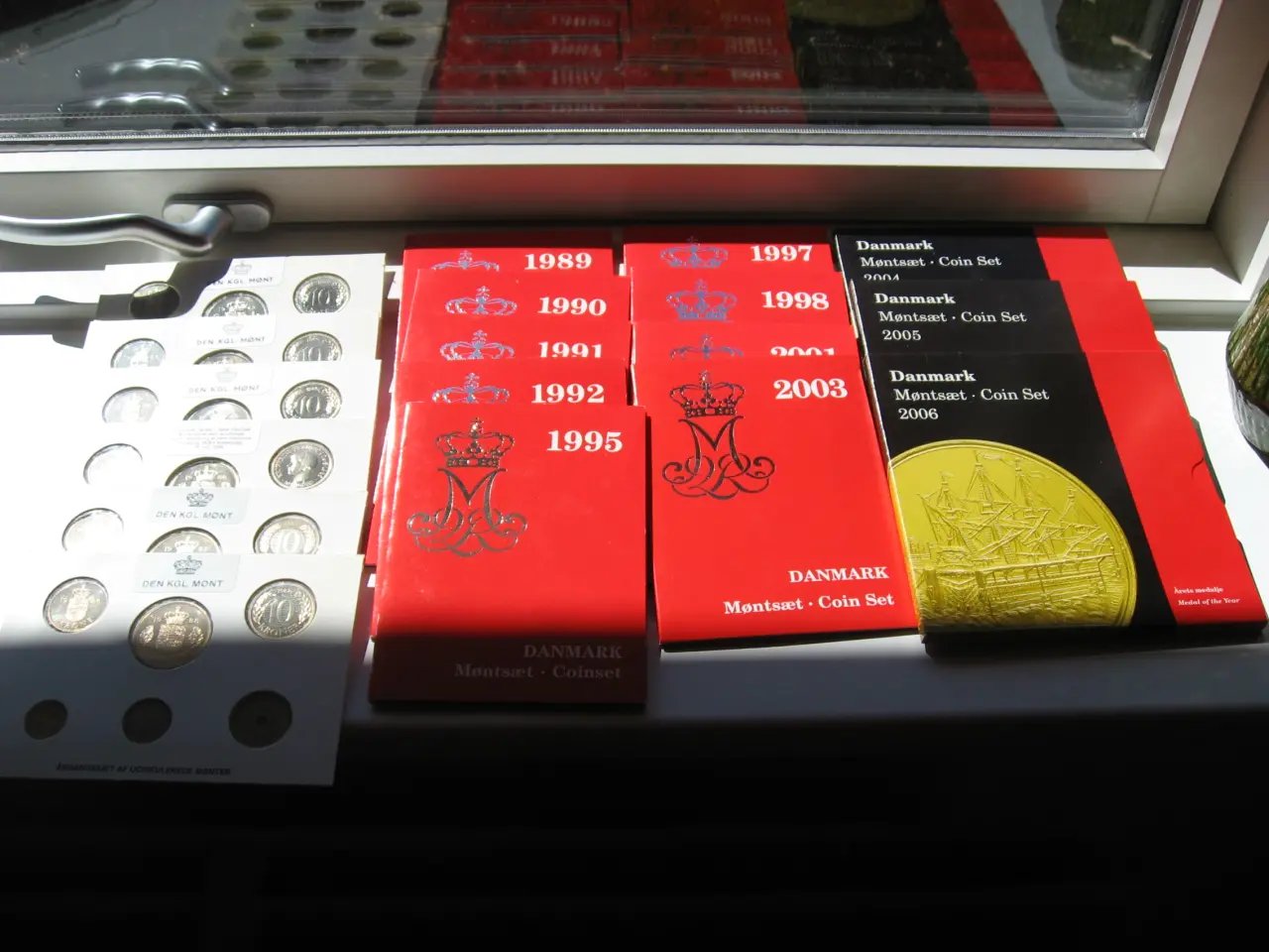 Billede 1 - Flotte Kgl Møntsæt 1982-2007