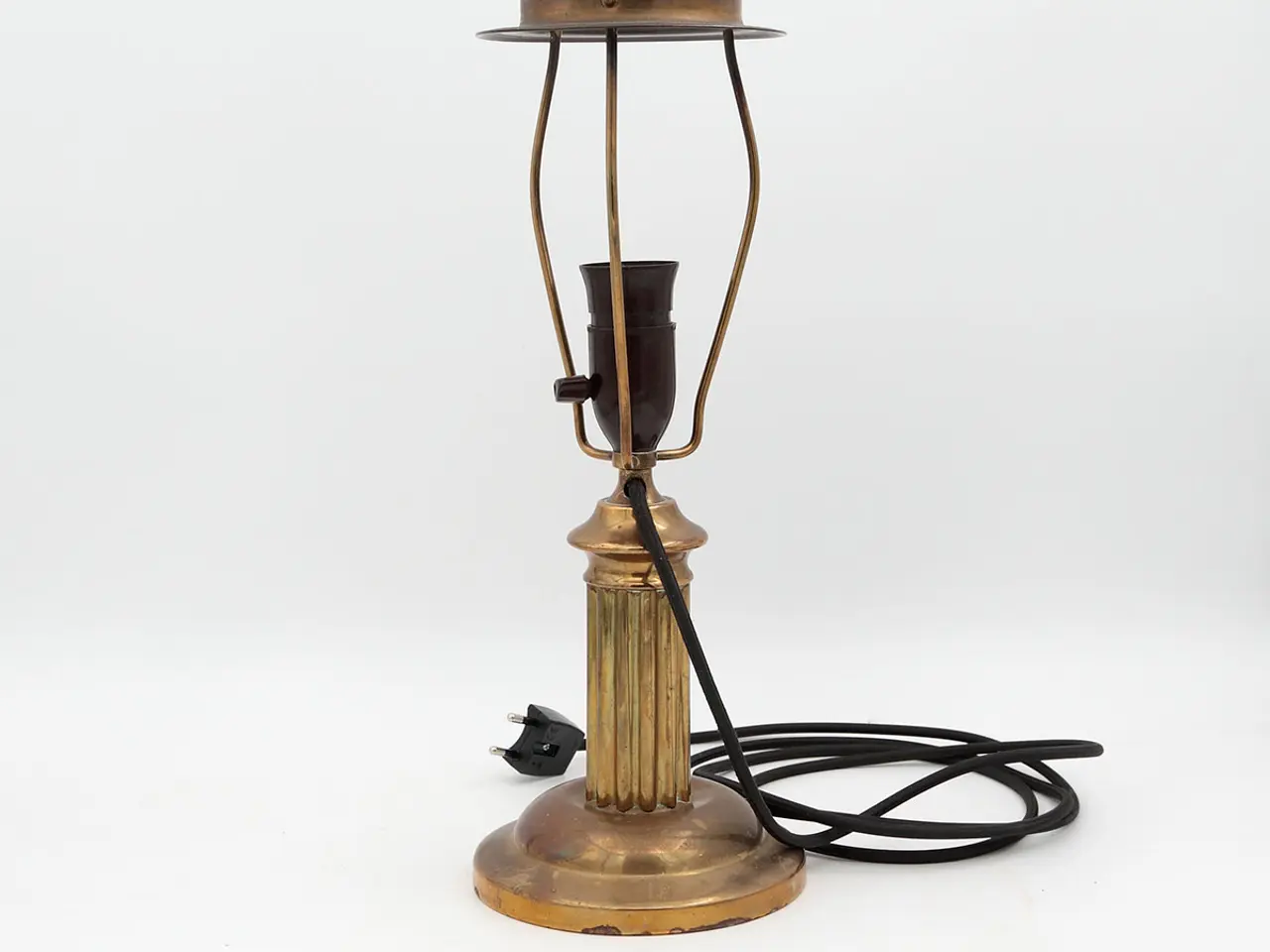 Billede 1 - Klassisk messingbordlampe med kanneleret søjle