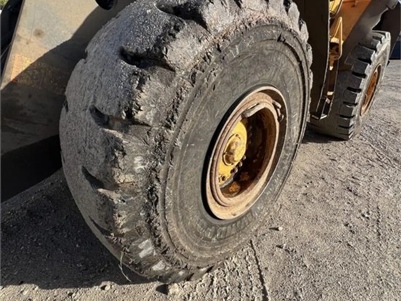 Billede 34 - Volvo L120 F - 21 ton - Motor/Engine 8000 timer- Video
