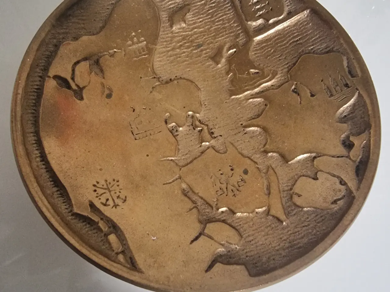 Billede 1 - Ædel Malm bronzeplade med Europa/DK