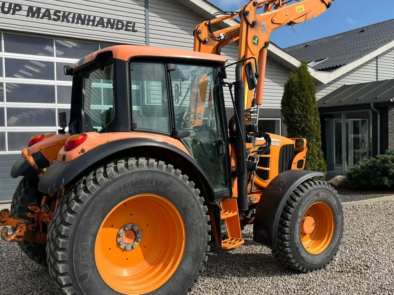 Billede 12 - John Deere 6430 Med frontlæsser og vejdæk