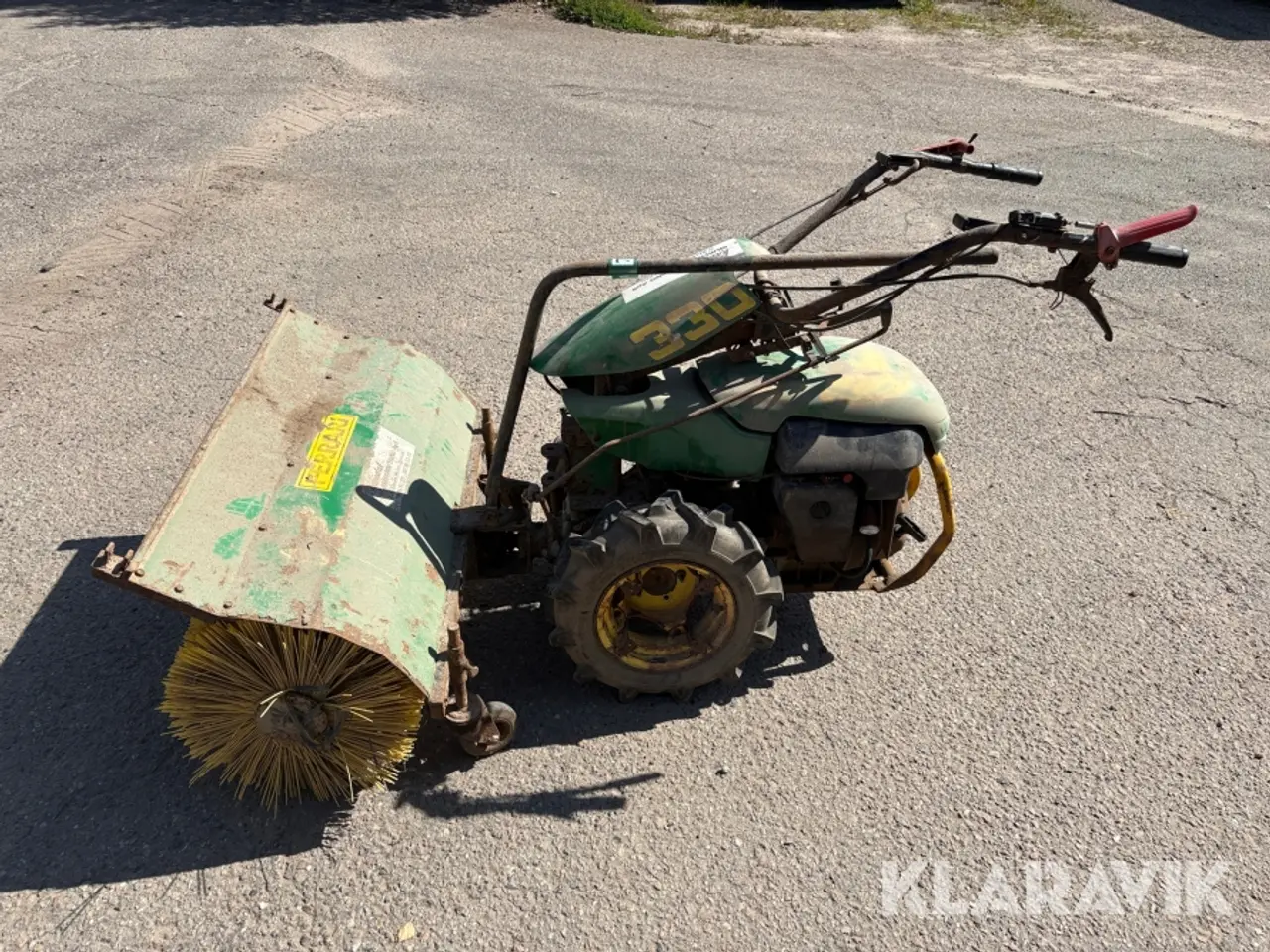 Billede 2 - 2-hjulet traktor Ferrari 330 med kost