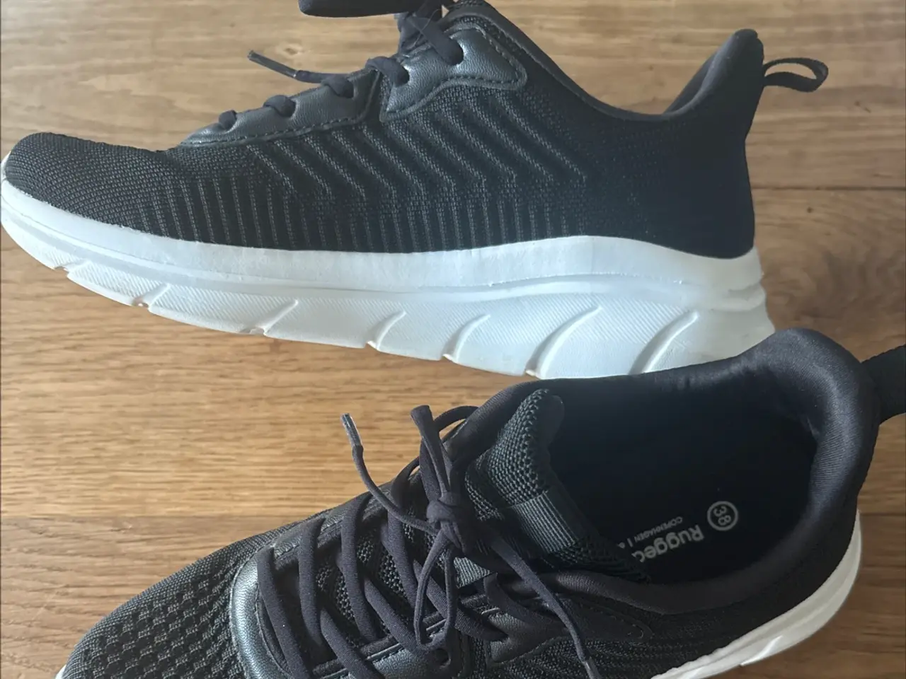 Billede 2 - Sorte sneakers 