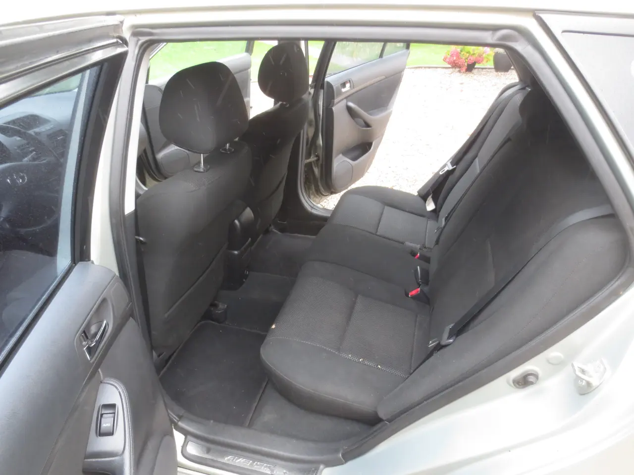 Billede 15 - Pæn Toyota Avensis 1.8 i Sol St,car