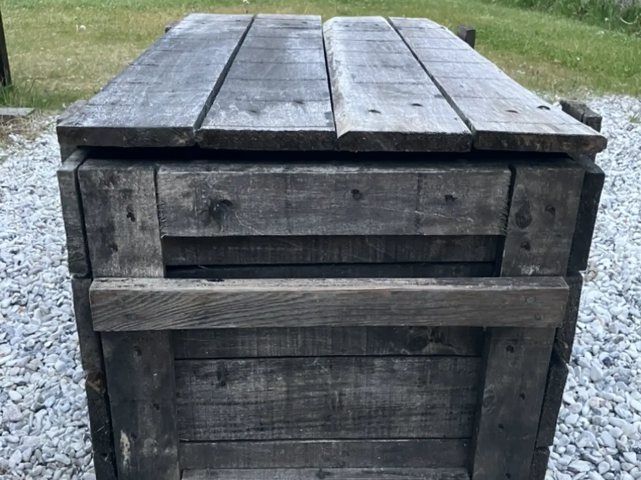 Billede 4 - Fed gammel kasse / bord / kiste