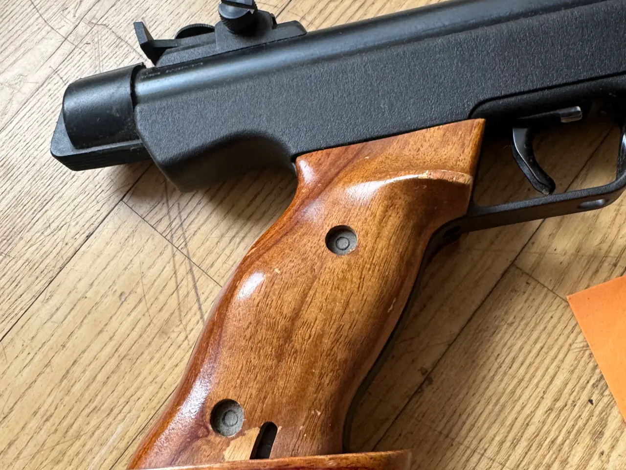 Billede 4 - Diana luftpistol mod. 5 G med ergonomisk skæfte