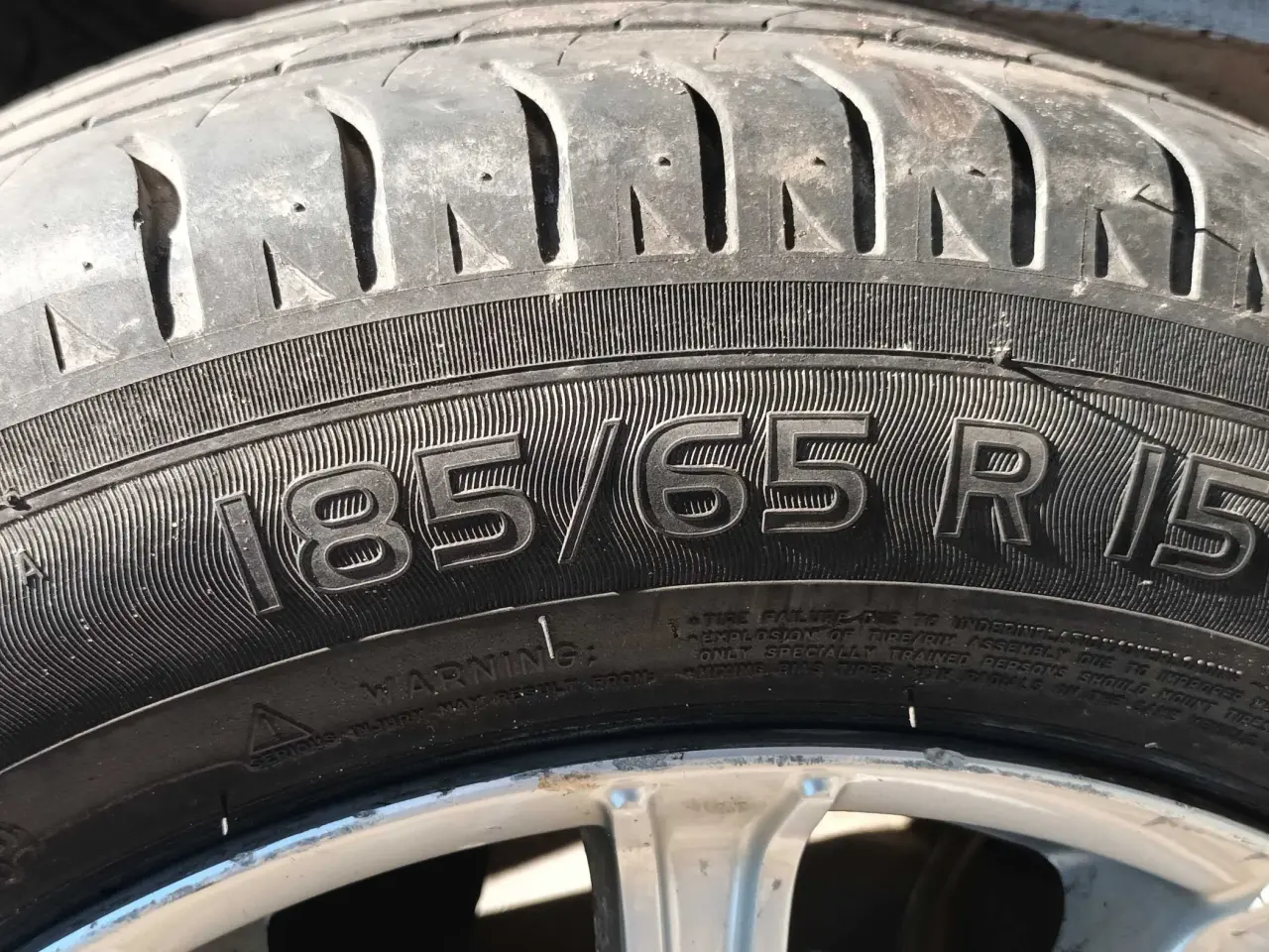 Billede 1 - Dæk fra ford focus 185x65x15