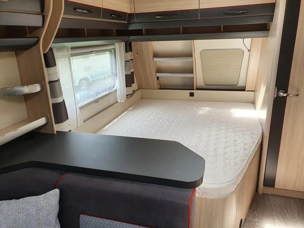 Billede 5 - Campingvogn - Hobby de luxe edition 560 KMFe 2021