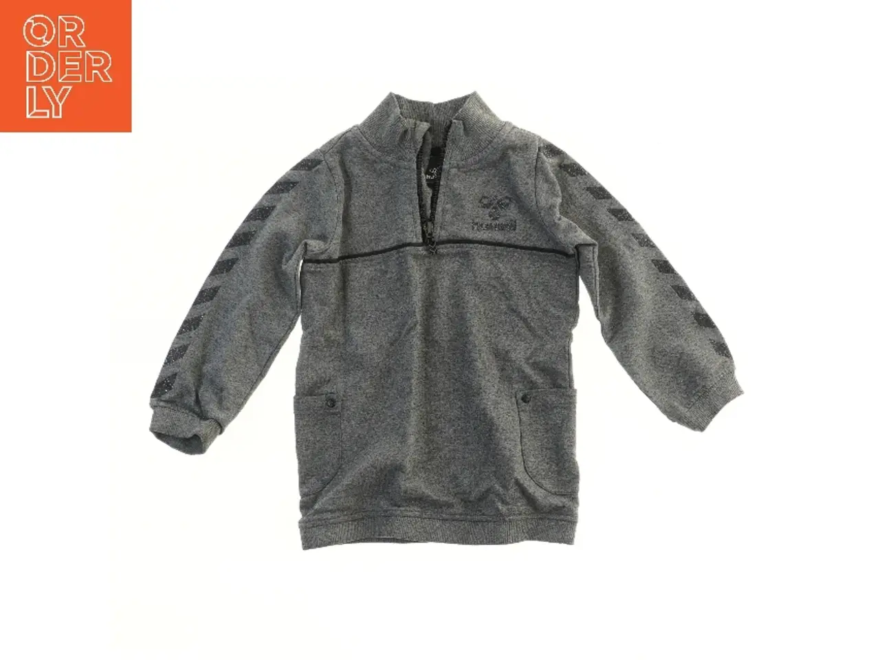Billede 1 - Grå Hummel sweatshirt fra Hummel (str. 92)