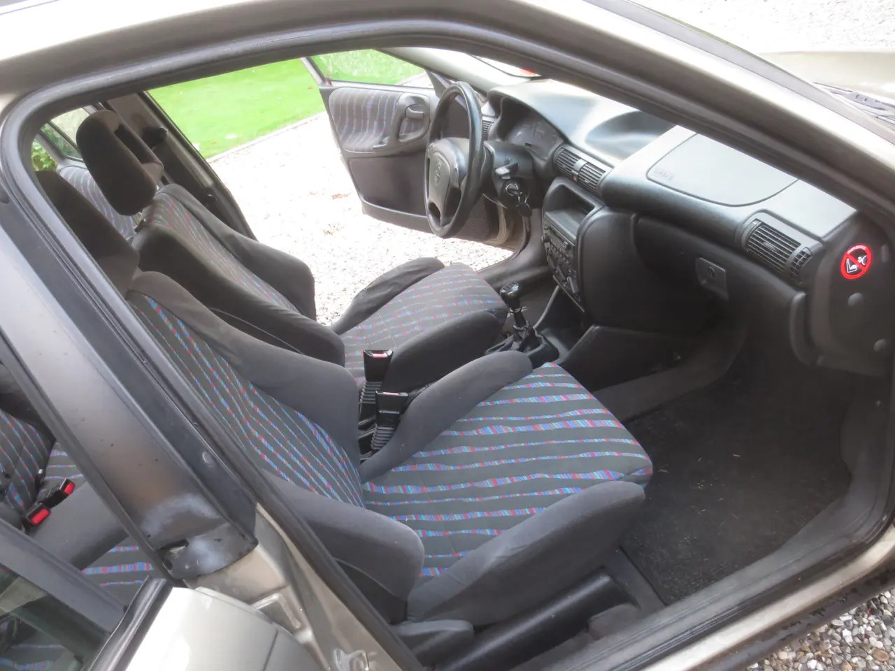 Billede 14 - Pæn Opel Astra 1.8 i St,car 8 års syn.