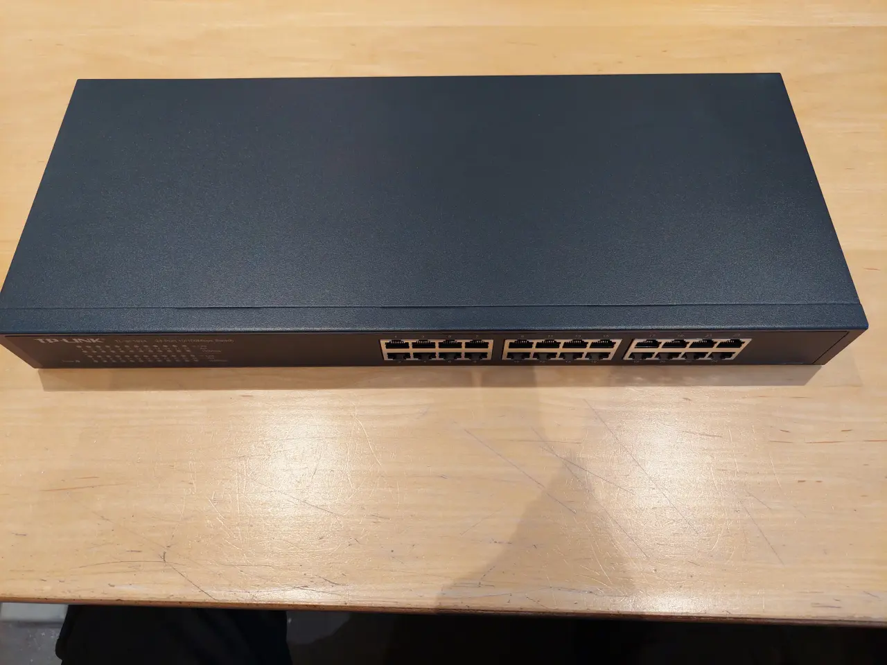 Billede 1 - 24 port switch