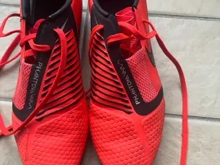 Fodboldstøvler Nike Phantom str 39