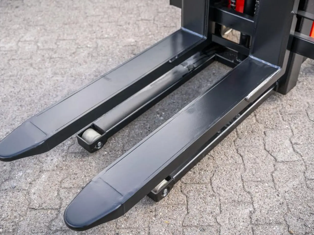Billede 15 - ECO Semi-eletrisk Stabler - op til 1500 kg kapacitet, løftehøjde 1600 mm