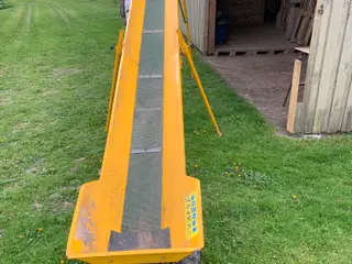 Transport bånd