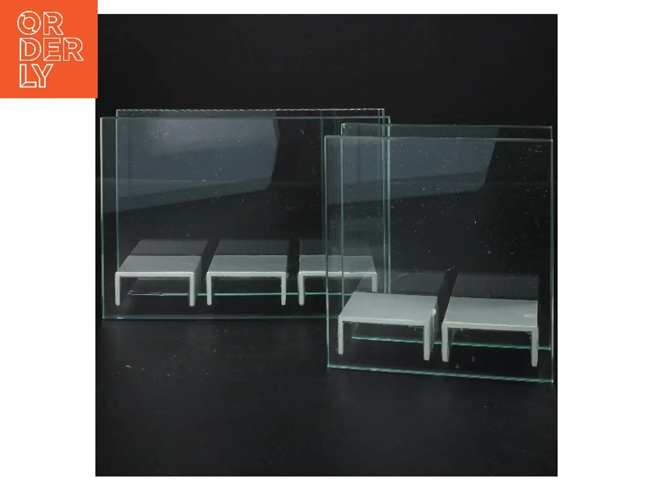 Billede 1 - 2 Glas fyrfadsstager (str. 17x12x5&12x11,5x5 cm)