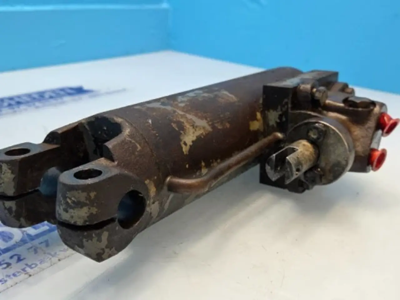 Billede 14 - Massey Ferguson 165 Cylinder 1853466M93