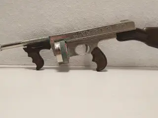 Caliber 30 legetøjsgevær fra spanske Redondo.