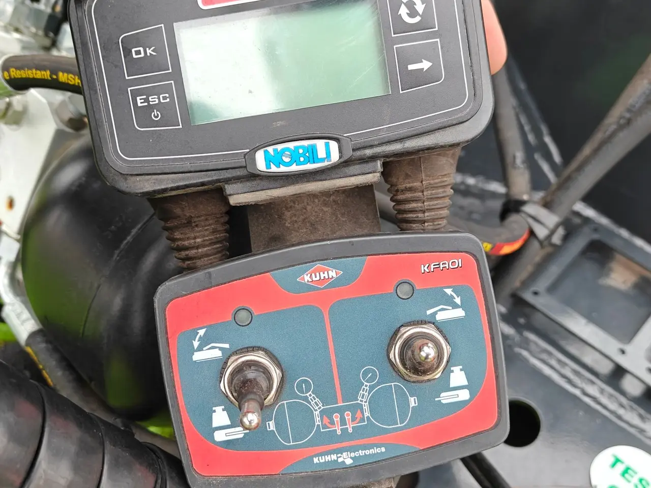Billede 19 - Kuhn BP 8300 og BPR 305