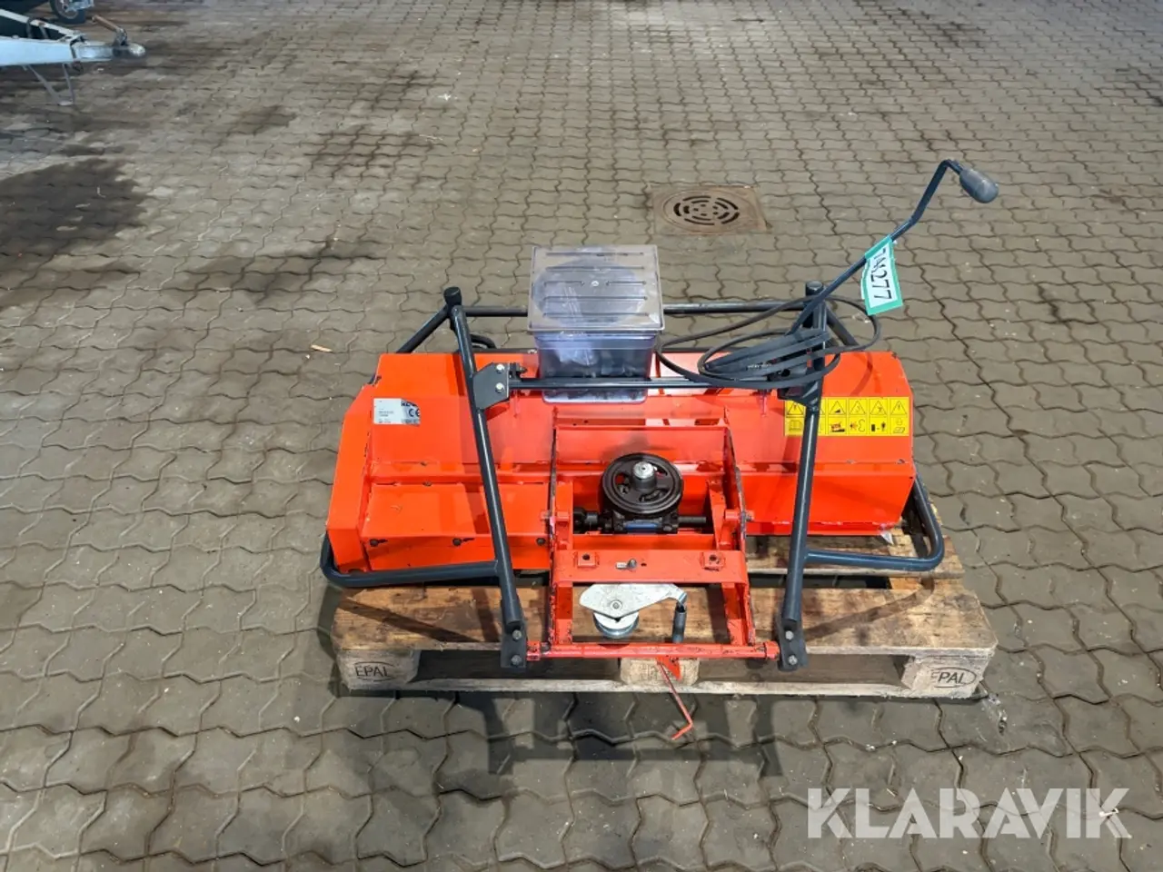 Billede 4 - Vertikalskærer og slagleklipper Husqvarna T-60360