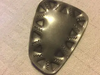 Broche nedsat Retro