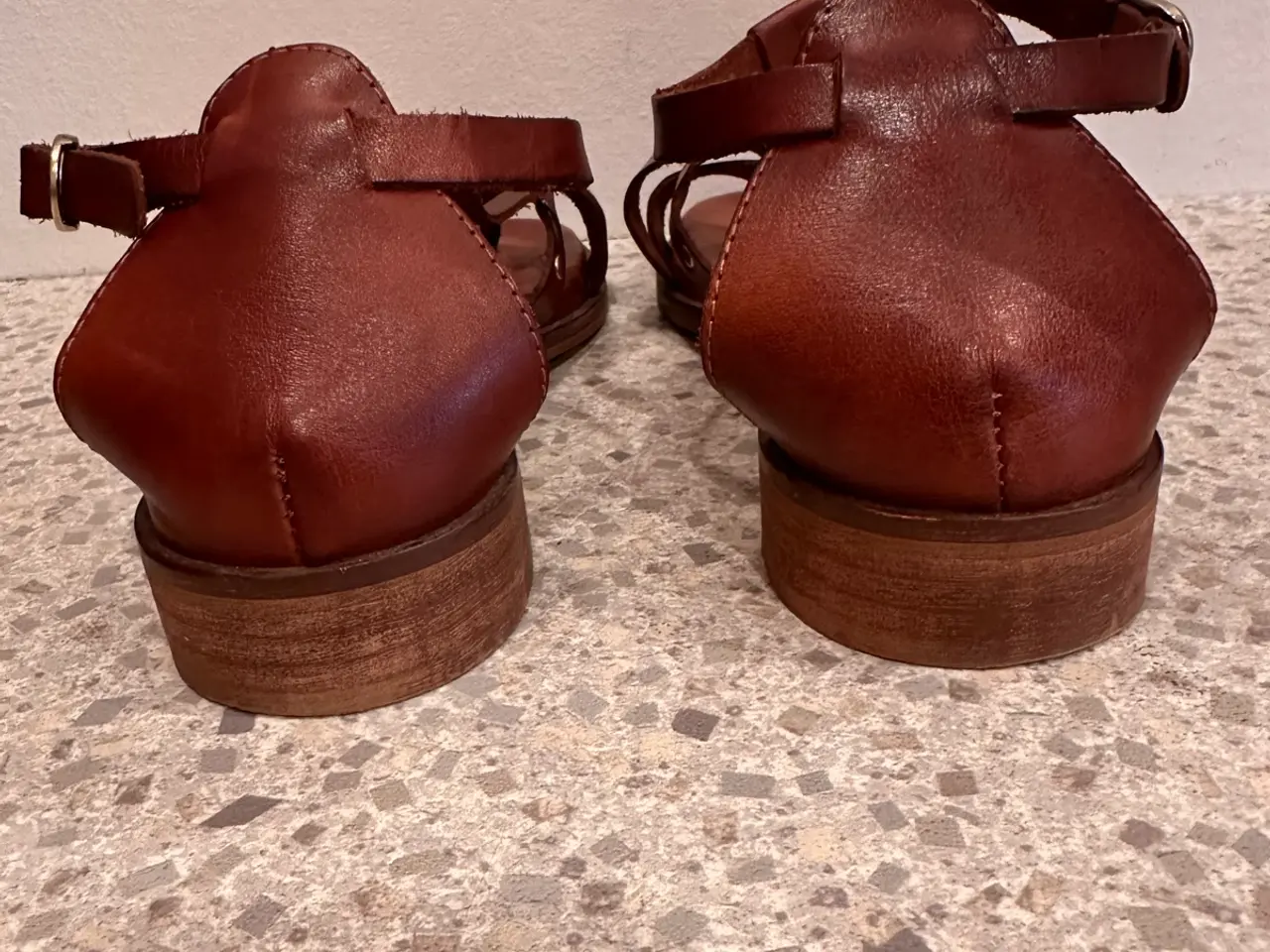 Billede 4 - Pavement sandal str 37