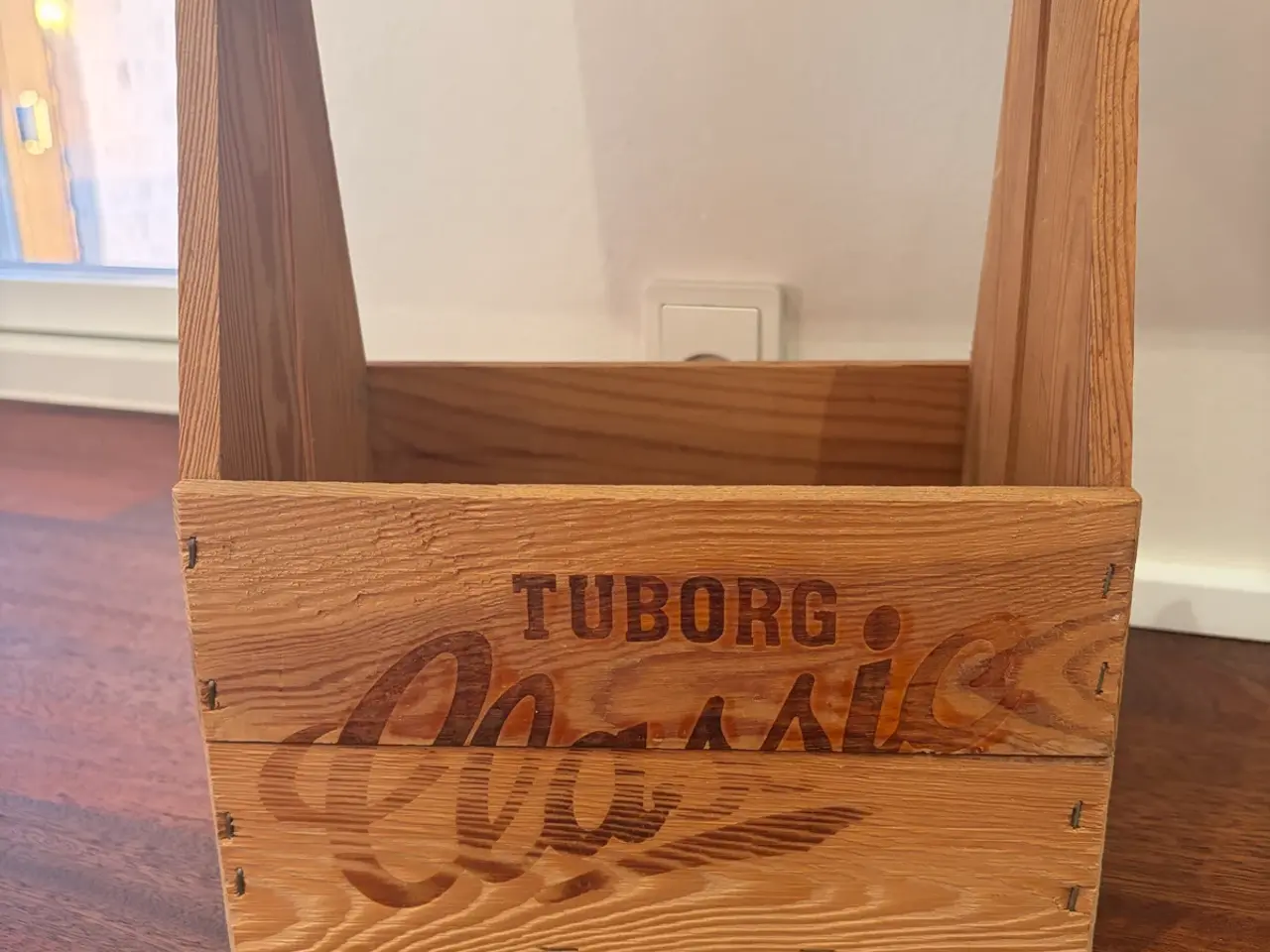 Billede 1 - Tuborg Classic trækasse med greb