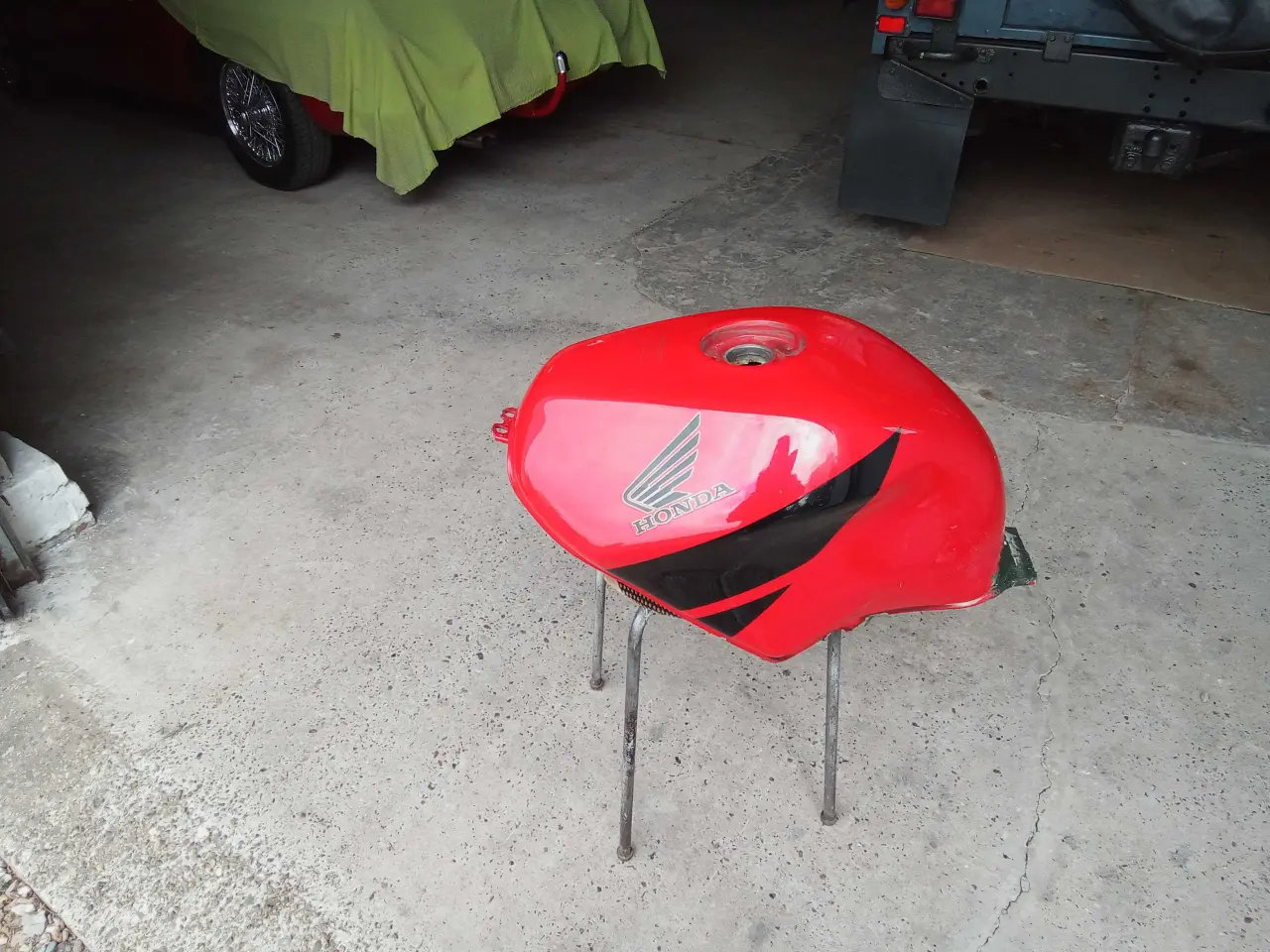Billede 2 - BENZIN TANK HONDA VFR 800