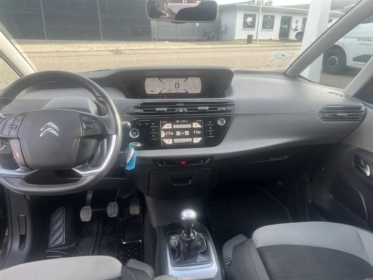 Billede 4 - Citroën Grand C4 Picasso 1,6 Blue HDi Intensive start/stop 120HK 6g