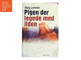 Pigen Der Legede Med Ilden af Larsson, Stieg (Bog)