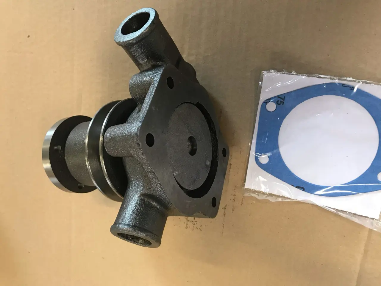 Billede 1 - Vandpumpe Volvo 320