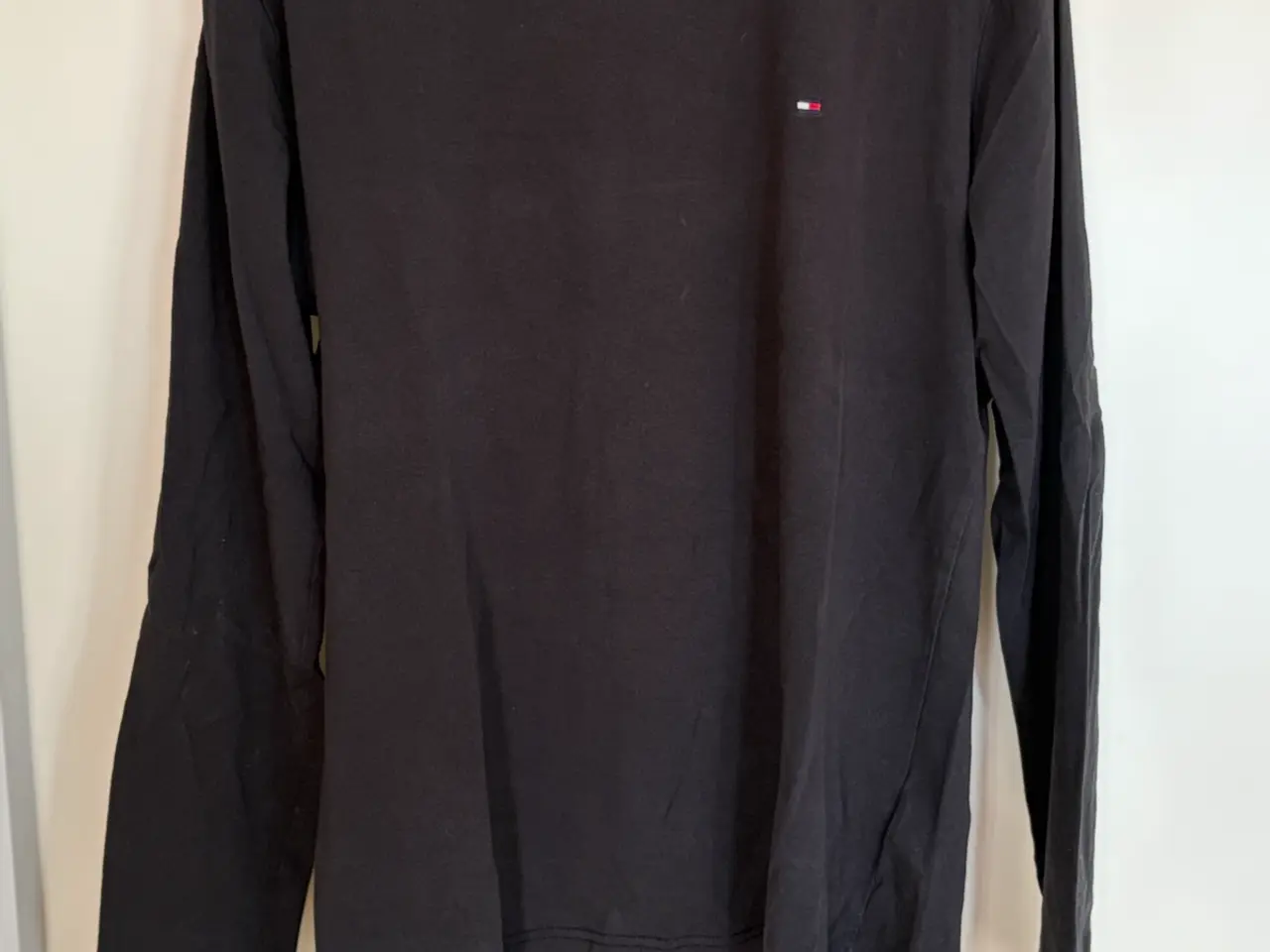 Billede 1 - Tommy Hilfiger langærmet T-shirt XL sort