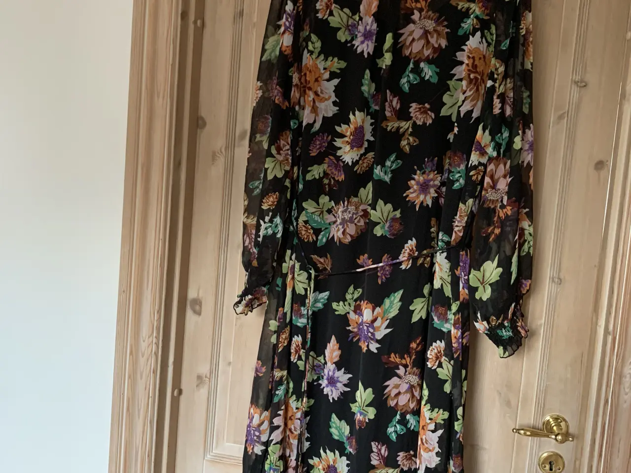 Billede 1 - Kjole plussize str. XL