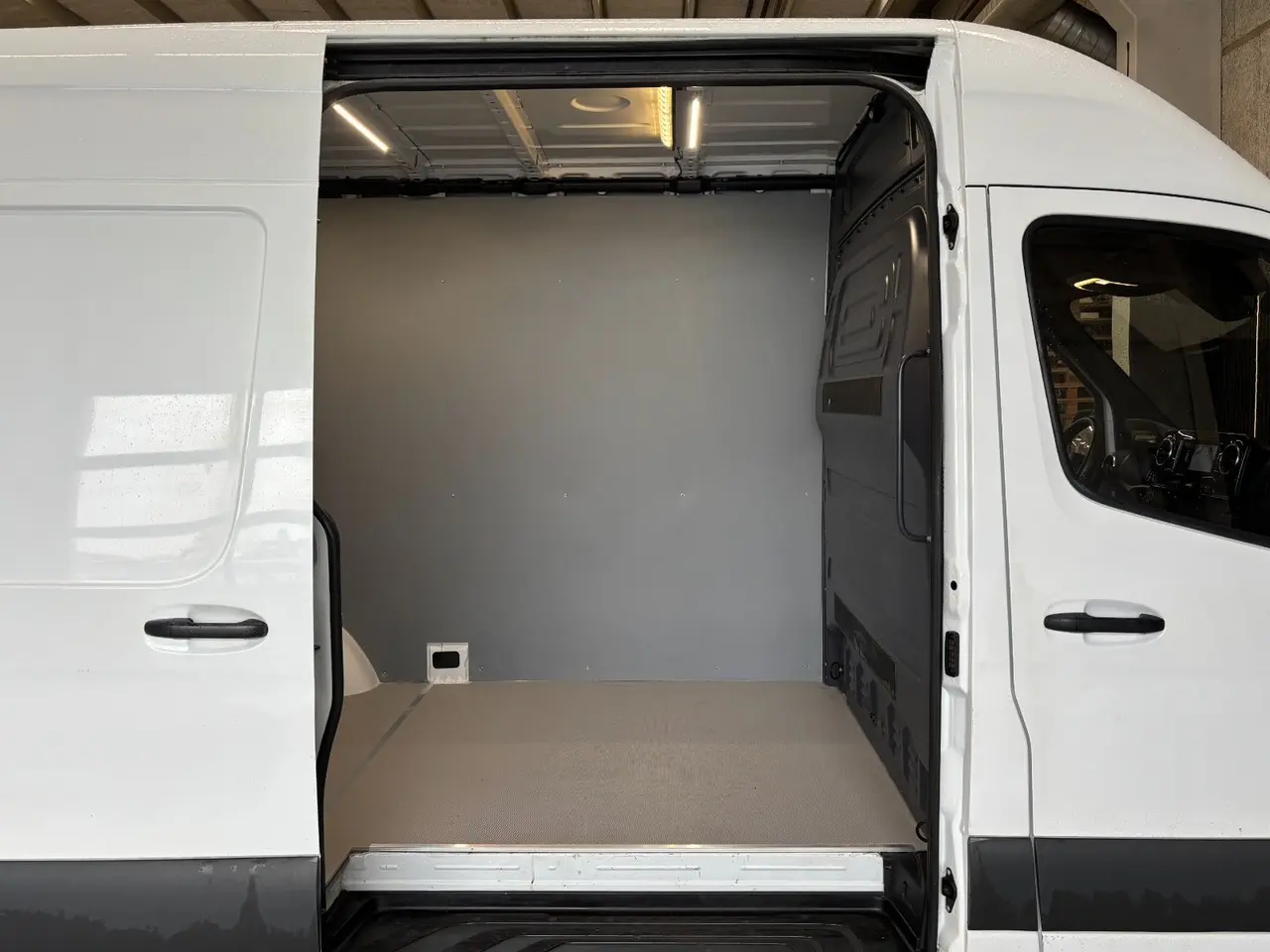 Billede 8 - Mercedes Sprinter 317 2,0 CDi A2 Kassevogn aut. RWD