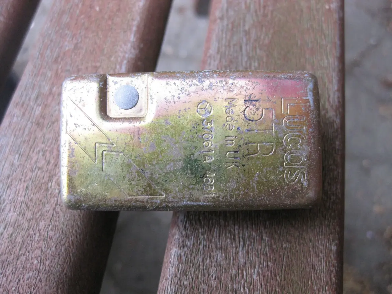 Billede 2 - Triumph Generator regulator