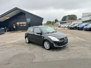 Suzuki Swift 1,2 Dualjet 16V Club 90HK 5d