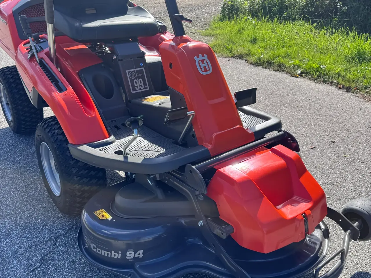 Billede 6 - Husqvarna 214c står som ny